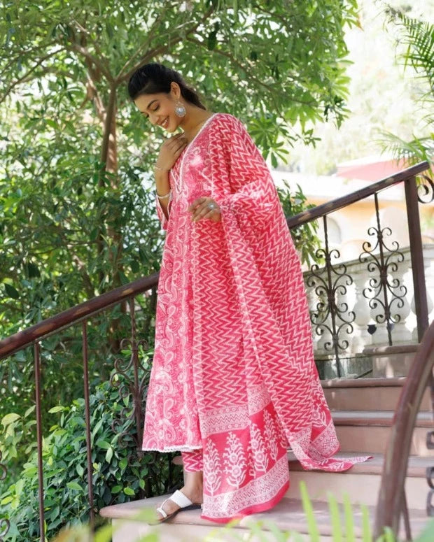 Pink V-Neck Pattern Anarkali Kurti Set